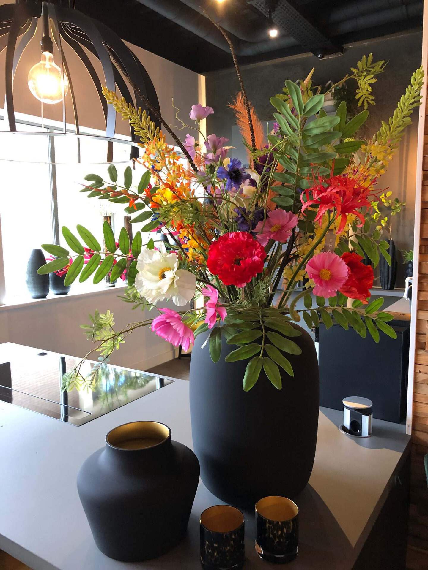 Glazen vaas mat zwart L – H45 - Afbeelding 3