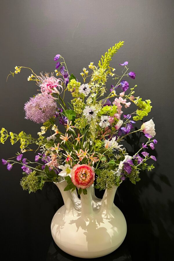 Zijdenbloemen boeket Loes voor in de toetervaas 7 mouth