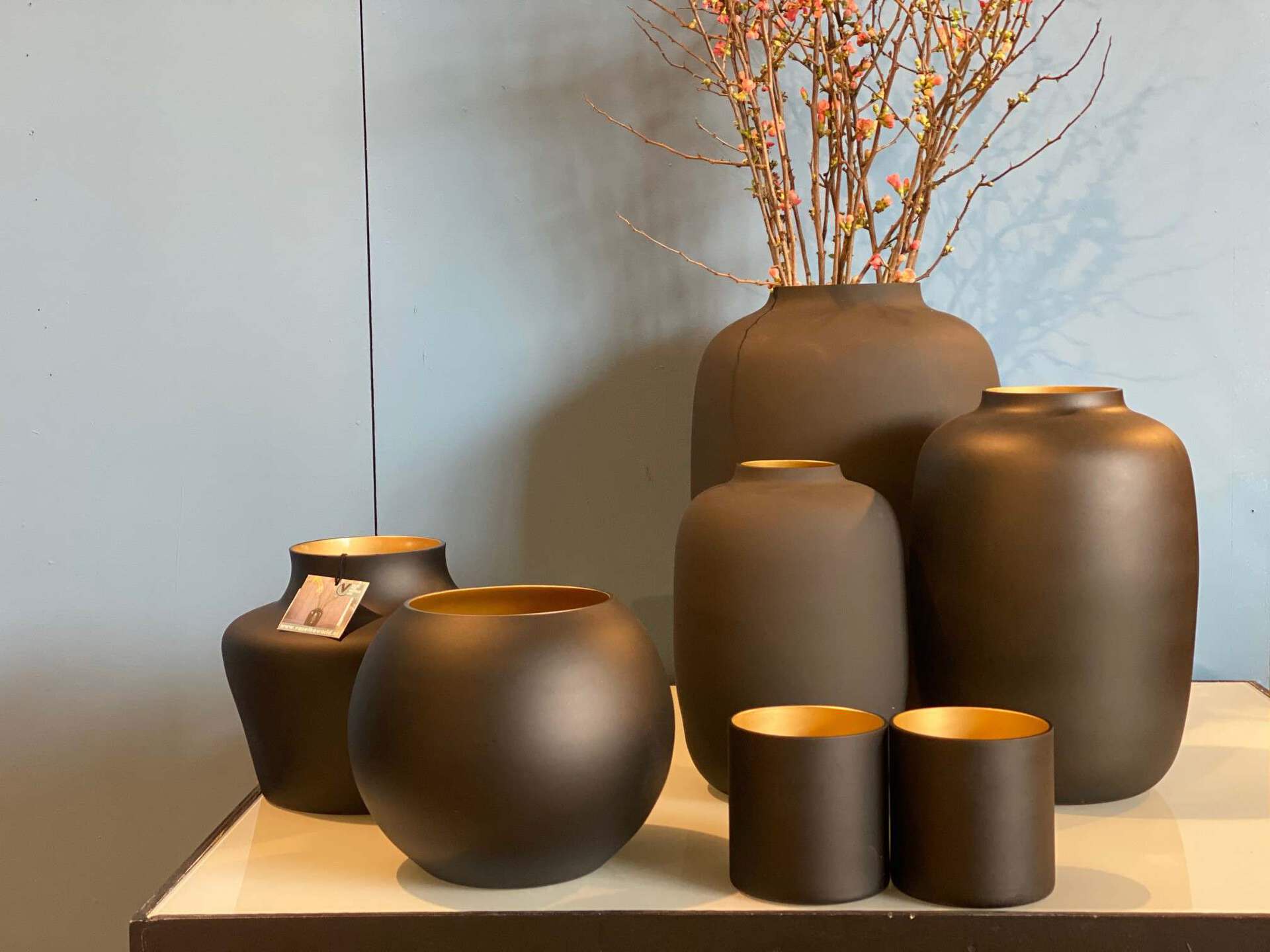 Vaas coraal mat zwart - H22 - Afbeelding 3